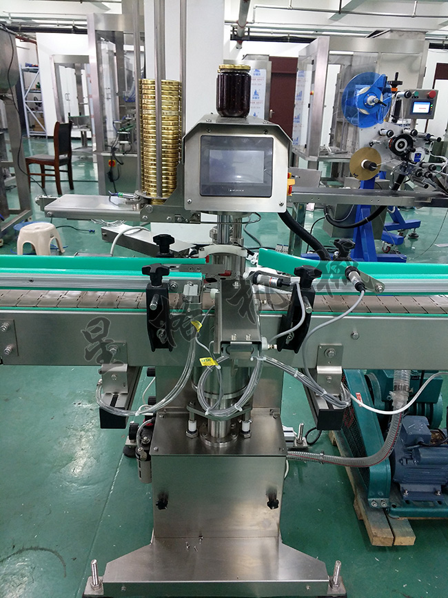 自動灌裝抽真空生產(chǎn)線將醬料行業(yè)進(jìn)行到底！(圖1)