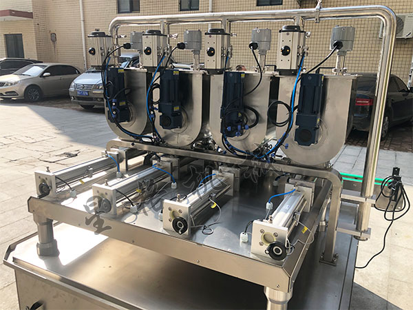 臥式攪拌醬料灌裝生產線有什么特別之處(圖2)