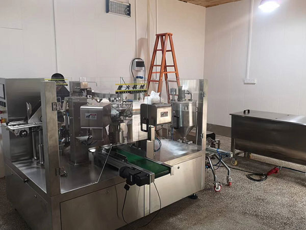 購買酸菜魚湯醬料包裝機(jī)認(rèn)準(zhǔn)星格機(jī)械(圖1) 購買酸菜魚湯醬料包裝機(jī)認(rèn)準(zhǔn)星格機(jī)械(圖1)