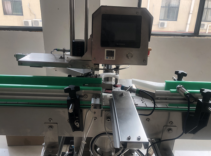 瓶裝香椿醬自動灌裝機械隨著企業用戶的需求做出改變(圖2) 瓶裝香椿醬自動灌裝機械隨著企業用戶的需求做出改變(圖2)