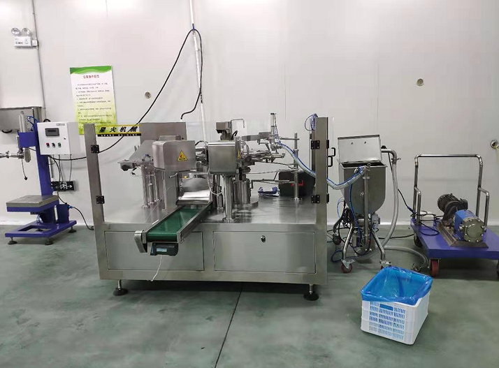 自動(dòng)化剁椒醬包裝機(jī)械設(shè)備性能特點(diǎn)(圖1) 自動(dòng)化剁椒醬包裝機(jī)械設(shè)備性能特點(diǎn)(圖1)