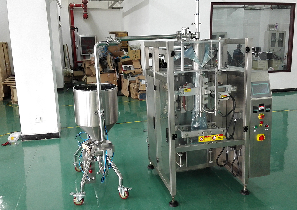 全自動番茄醬包裝機械對企業起著重大的作用(圖1) 全自動番茄醬包裝機械對企業起著重大的作用(圖1)