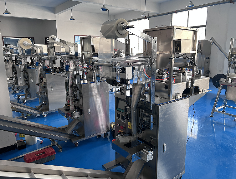 鹵肉調味醬料自動包裝機在市場上面大方異彩(圖1) 鹵肉調味醬料自動包裝機在市場上面大方異彩(圖1)