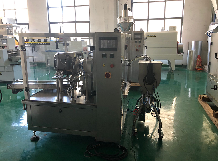 糖醋醬汁自動包裝機的使用為醬料產(chǎn)品帶來發(fā)展和未來(圖2) 糖醋醬汁自動包裝機的使用為醬料產(chǎn)品帶來發(fā)展和未來(圖2)